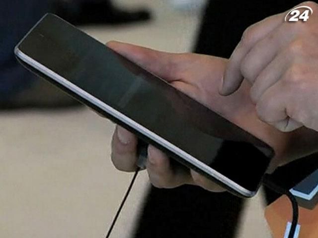Google представив власний планшетний комп’ютер Nexus 7 Google представив власний планшетний комп’ютер Nexus 7