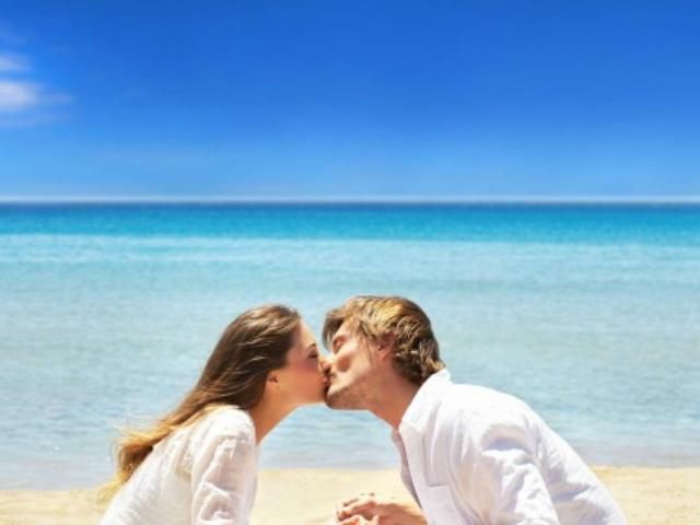 Соцдослідження: Подорожі роблять людей сексапільнішими Соцдослідження: Подорожі роблять людей сексапільнішими