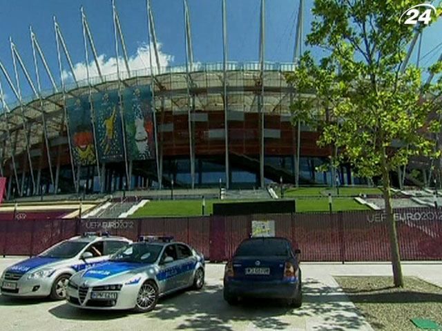 В Польше усилены меры безопасности после обнаружения взрывчатки В Польше усилены меры безопасности после обнаружения взрывчатки