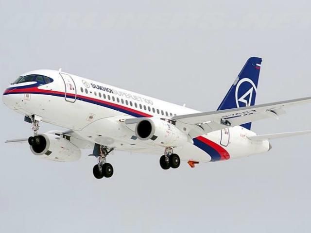 Самолет SuperJet-100 был оснащен двумя аварийными маяками Самолет SuperJet-100 был оснащен двумя аварийными маяками