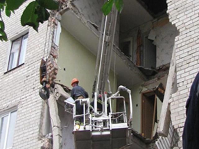 Правительство выделит средства пострадавшим от обвала пятиэтажки в Луцке