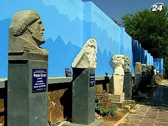 Молодые скульпторы создают образы государственных деятелей Молодые скульпторы создают образы государственных деятелей