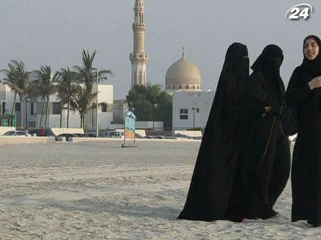 В Эмиратах хотят запретить откровенную одежду