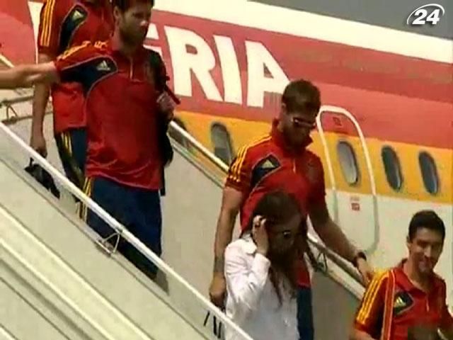 Сьогодні до Києва прилітає збірна Італії Сьогодні до Києва прилітає збірна Італії