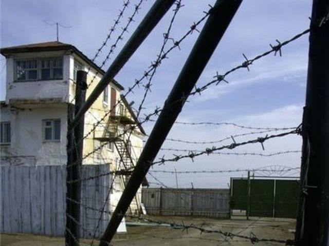 ЗМІ: У колонії на Миколаївщині – масове отруєння, четверо померло ЗМІ: У колонії на Миколаївщині – масове отруєння, четверо померло