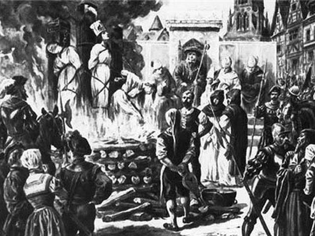 В Бельгии реабилитировали 17 "ведьм", сожженных в XVII веке В Бельгии реабилитировали 17 "ведьм", сожженных в XVII веке