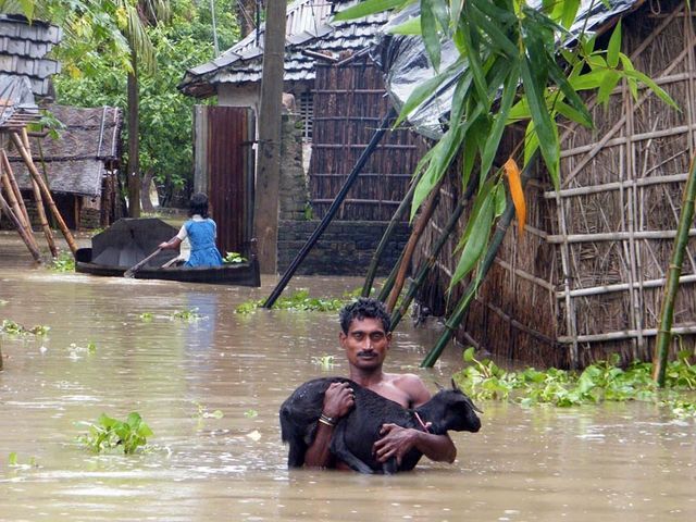 Наводнение в Индии: Погибли 62 человека Наводнение в Индии: Погибли 62 человека