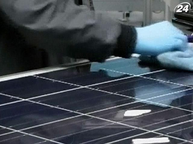 Провідний виробник сонячних батарей у США Abound Solar збанкрутував