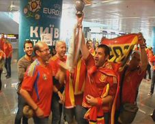 За три недели Евро-2012 украинскую границу пересекло 1,8 млн иностранцев