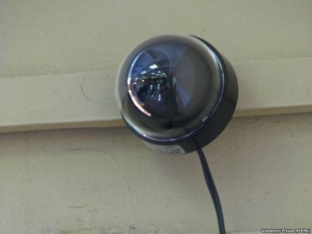 Рада виділила гроші для веб-камер на виборчих дільницях Рада виділила гроші для веб-камер на виборчих дільницях