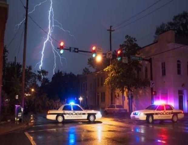 Мільйон американців відсвяткували День незалежності без світла Мільйон американців відсвяткували День незалежності без світла