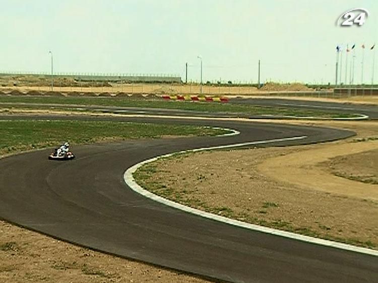 В Сакському районі будують трек для змагань світового рівня В Сакському районі будують трек для змагань світового рівня