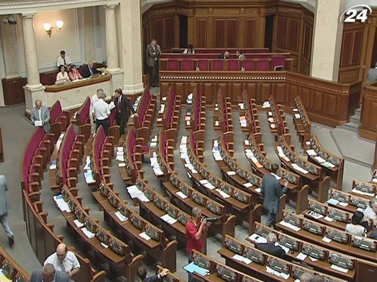 В ВР зарегистрированы постановления, отменяющие закон о языках В ВР зарегистрированы постановления, отменяющие закон о языках