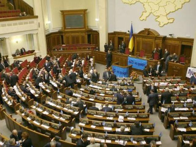 Депутаты не планируют сегодня голосовать за увольнение Литвина и Томенко