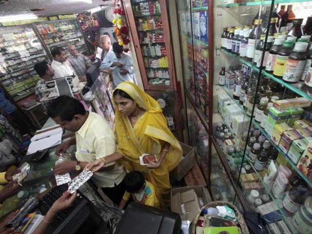 Индия потратит 5,4 миллиарда долларов на бесплатные лекарства для бедных