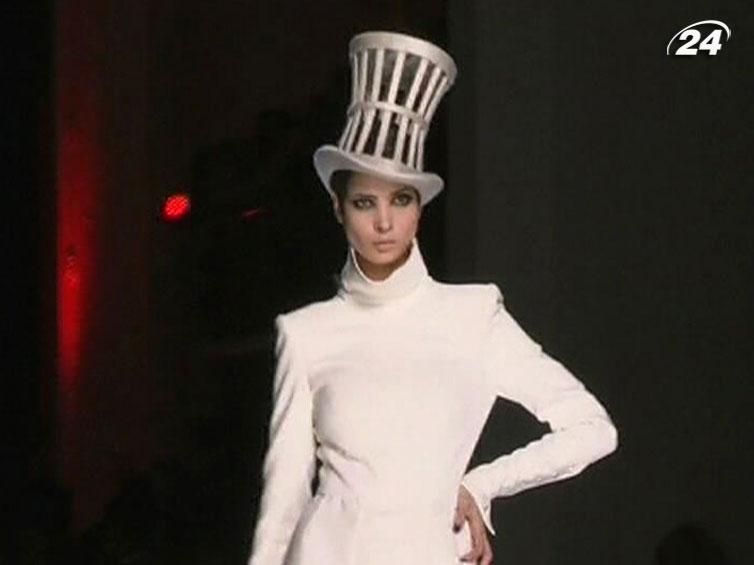 Дизайнер Готьє презентував нову колекцію Дизайнер Готьє презентував нову колекцію