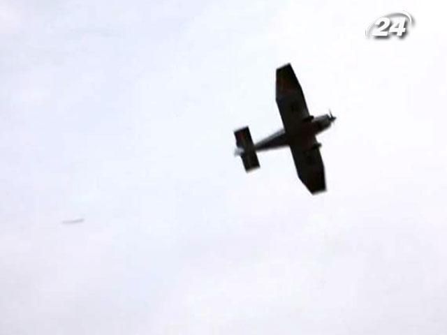 СМИ: В воздушное пространство Беларуси вторгся небольшой самолет