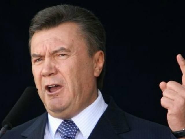 В Донецке во время торжеств к Януковичу прорвалась женщина В Донецке во время торжеств к Януковичу прорвалась женщина