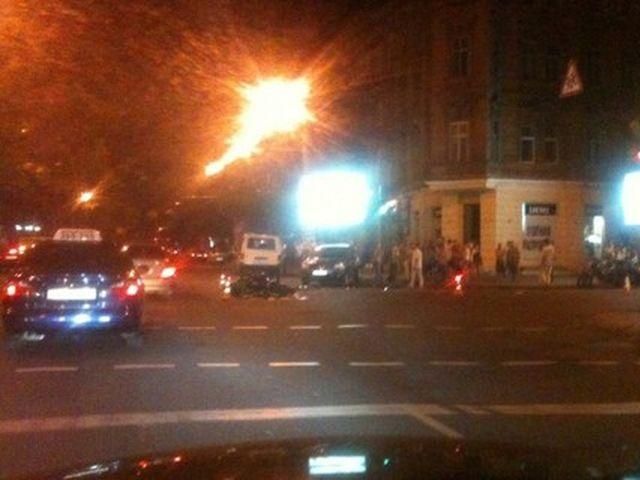 Сын мэра протаранил внедорожник Сын мэра протаранил внедорожник