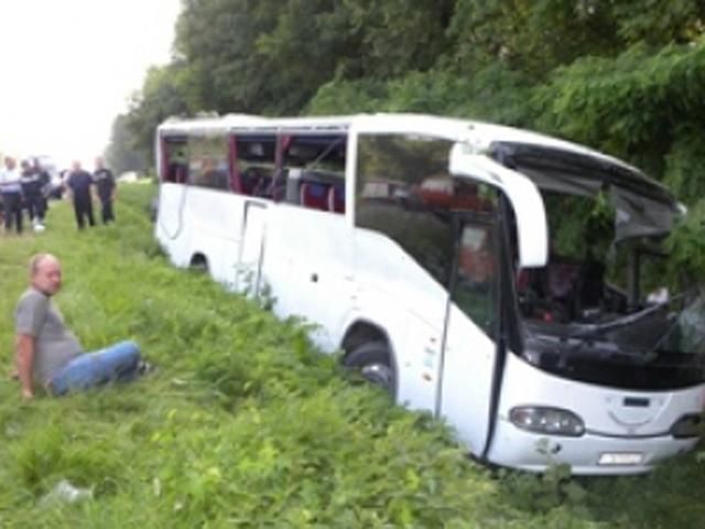 ДТП на Чернігівщині: Загинули 14 росіян, 29 постраждали ДТП на Чернігівщині: Загинули 14 росіян, 29 постраждали