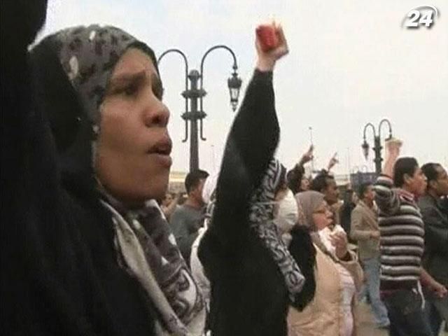 Сім'ї жертв єгипетської революції вимагають від Мубарака компенсацій