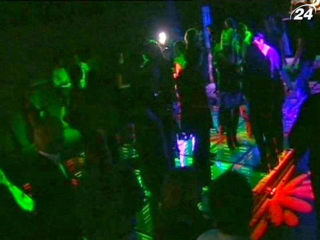 Экологические дискотеки призваны уменьшить отходы и экономить энергию Экологические дискотеки призваны уменьшить отходы и экономить энергию