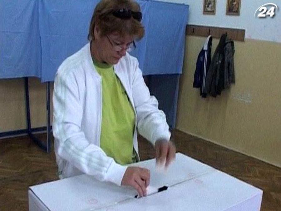 На референдум щодо відставки президента Румунії витратять 21 млн євро На референдум щодо відставки президента Румунії витратять 21 млн євро