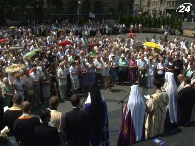 Во Львове состоялся общегородской молебен за язык