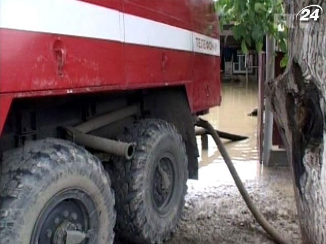 В Росії вшановують жертв повені на Кубані та ДТП на Чернігівщині В Росії вшановують жертв повені на Кубані та ДТП на Чернігівщині