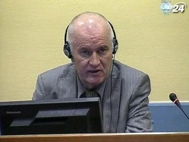 Суд в Гааге возобновляет слушание по делу Ратко Младича