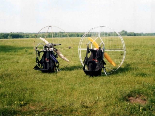 У Києві внаслідок падіння мотопараплану загинуло троє людей У Києві внаслідок падіння мотопараплану загинуло троє людей