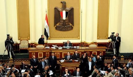 Сессия египетского парламента длилась пять минут