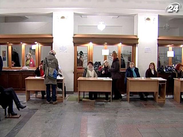 На парламентські вибори в Україну приїдуть 3-5 тисяч спостерігачів На парламентські вибори в Україну приїдуть 3-5 тисяч спостерігачів