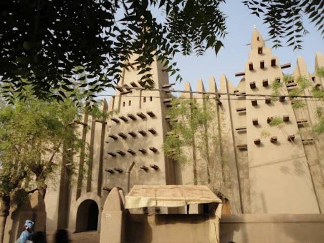 Ісламісти в Малі зруйнували ще дві гробниці