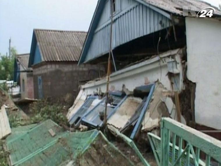 Медведєв пообіцяв постраждалим на Кубані нове житло Медведєв пообіцяв постраждалим на Кубані нове житло
