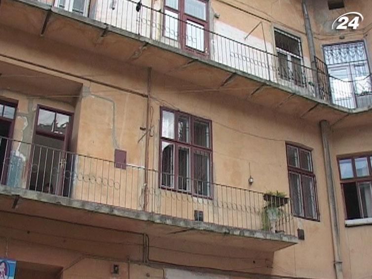 Во время ремонта квартиры во Львове погибли двое людей Во время ремонта квартиры во Львове погибли двое людей