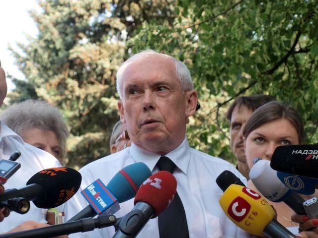 Главный врач грозит выписать Тимошенко за действия БЮТ-овцев Главный врач грозит выписать Тимошенко за действия БЮТ-овцев