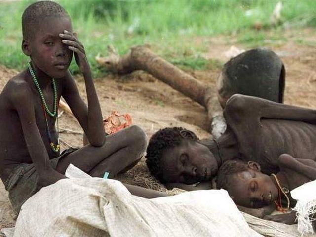 К 2025 году уровень бедности снизится вдвое К 2025 году уровень бедности снизится вдвое