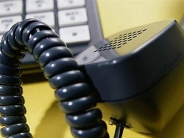 В Симферополе из-за заминирования горсовета эвакуируют людей В Симферополе из-за заминирования горсовета эвакуируют людей