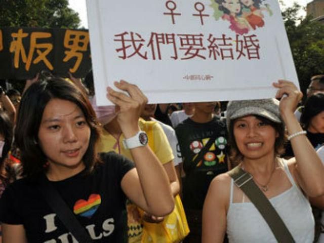 На Тайвані вперше в історії пройде одностатеве весілля буддистів