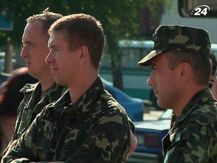 Около сотни украинских военнослужащих улетели в Либерию