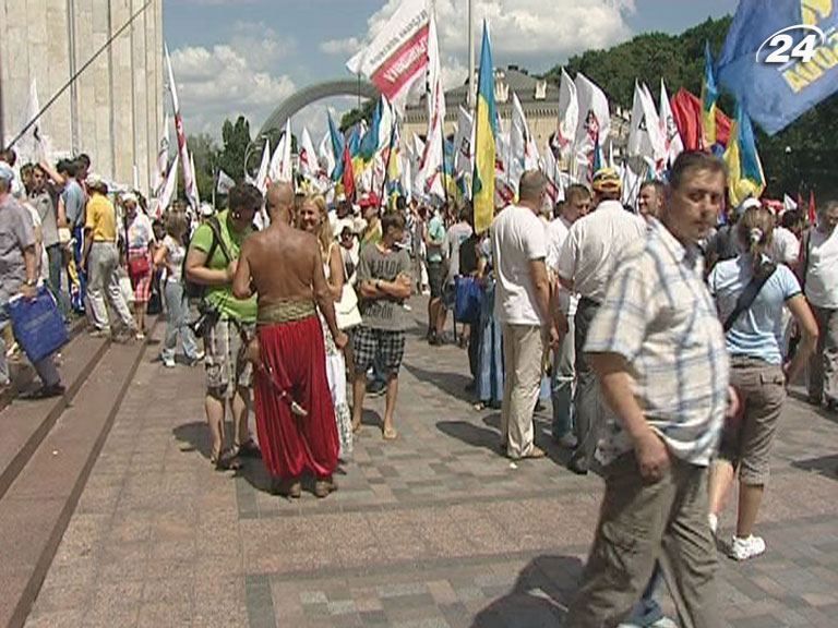 У справах щодо подій під Українським домом вже є фігуранти У справах щодо подій під Українським домом вже є фігуранти