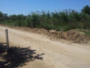 Крымские пляжи ежедневно делают проходимыми для посетителей Крымские пляжи ежедневно делают проходимыми для посетителей