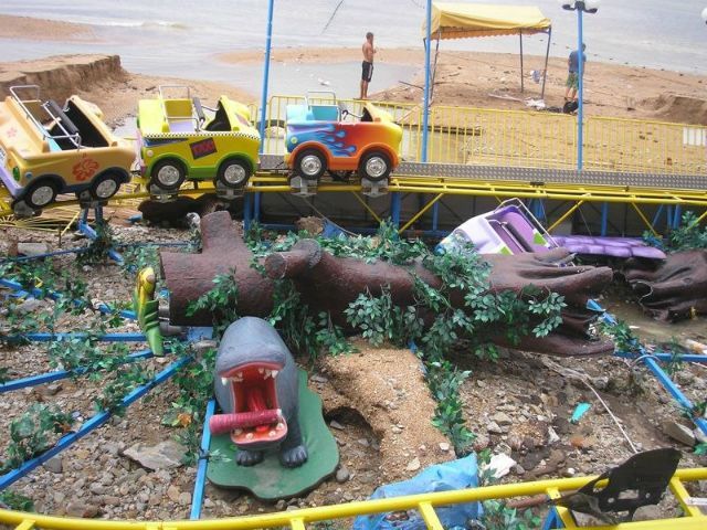 Наводнение на Кубани: 10 тысяч пострадавших получили материальную помощь Наводнение на Кубани: 10 тысяч пострадавших получили материальную помощь