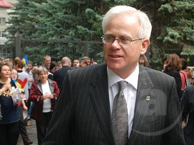 В Канаде озабочены переносом кассации Тимошенко В Канаде озабочены переносом кассации Тимошенко