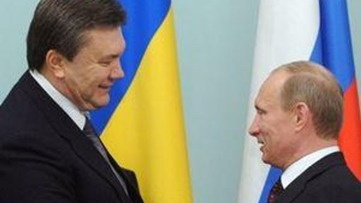 Янукович і Путін підписали заяву про делімітацію морів Янукович і Путін підписали заяву про делімітацію морів