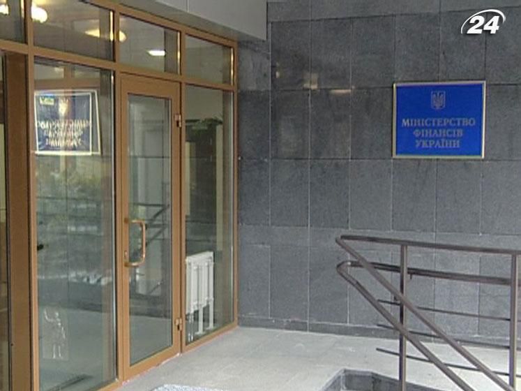 Министерство финансов и НБУ ориентируются на внутренние заимствования Министерство финансов и НБУ ориентируются на внутренние заимствования