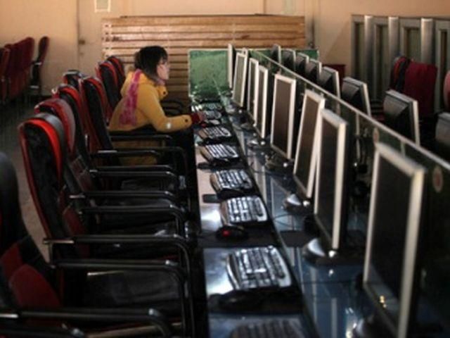 В Таджикистане появился "интернет-спецназ" В Таджикистане появился "интернет-спецназ"