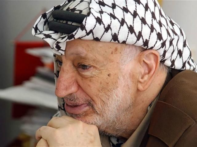 Назвали официальную причину смерти Ясира Арафата