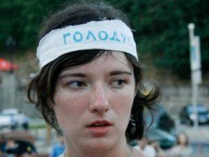 У Києві "швидка" забрала четверту голодуючу